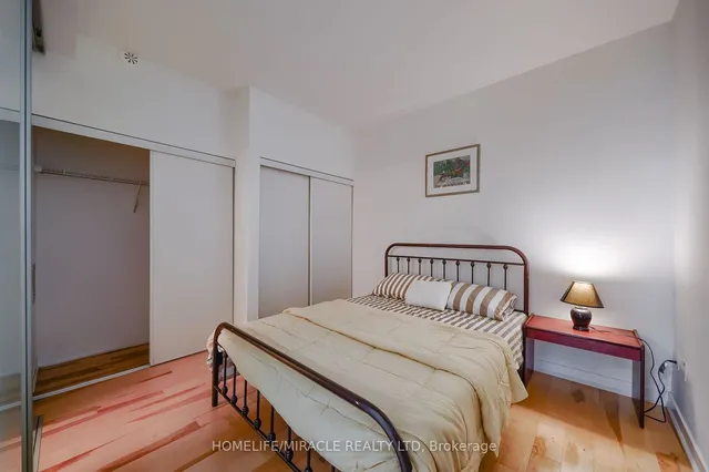 Additional image 12 of 1331 Gerrard St Unit 2