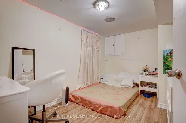 Additional image 23 of 161 August Ave