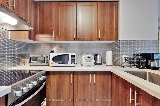 Additional image 10 of 36 Lee Centre Dr Unit 2602