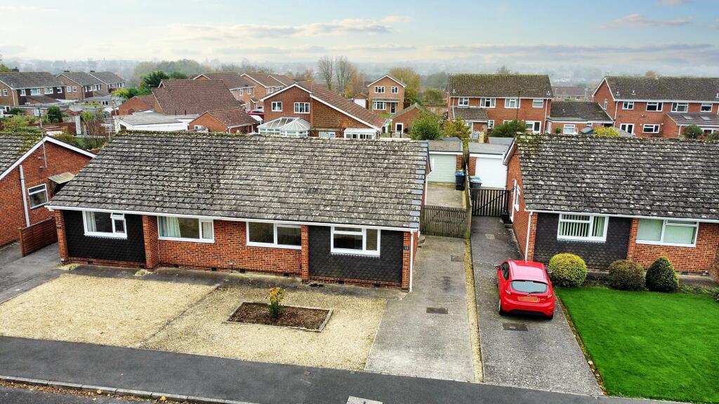 Helmdon Road, Trowbridge, BA14