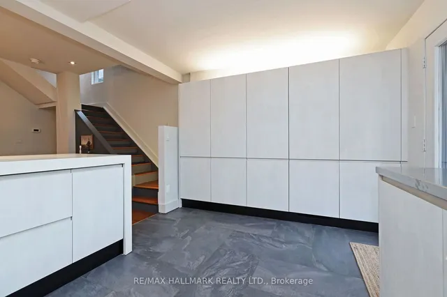 Additional image 16 of 265 Hastings Ave