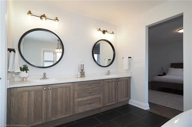 Additional image 34 of 258 Sedgewood St