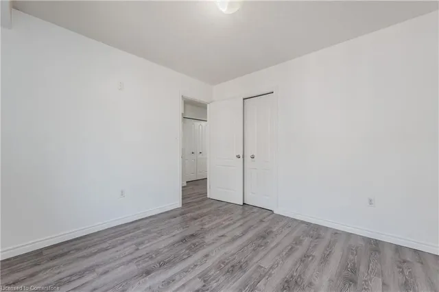 Additional image 23 of 55 Mooregate Cres Unit 8