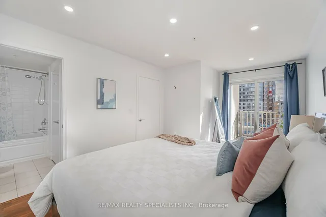 Additional image 19 of 5 Richgrove Dr Unit 212