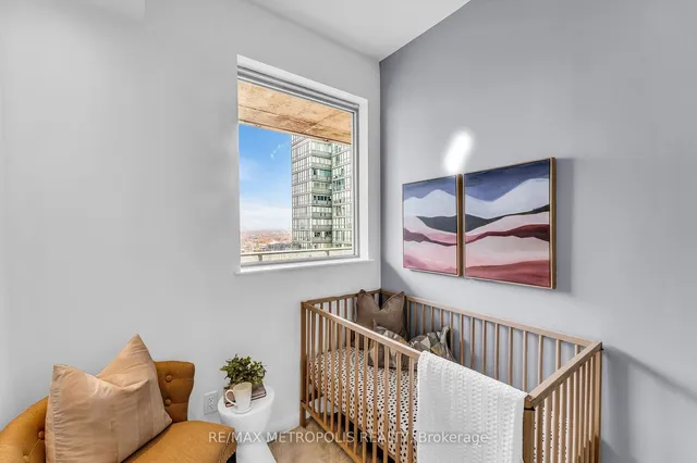 Additional image 27 of 375 King St Unit 3009