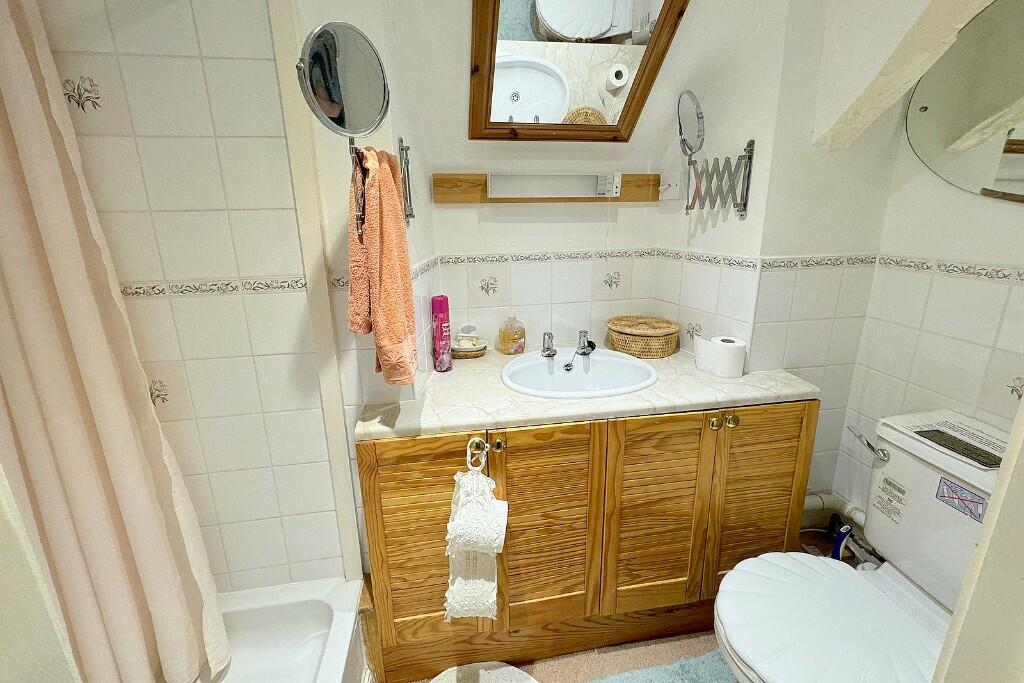 Additional image 12 of BA8