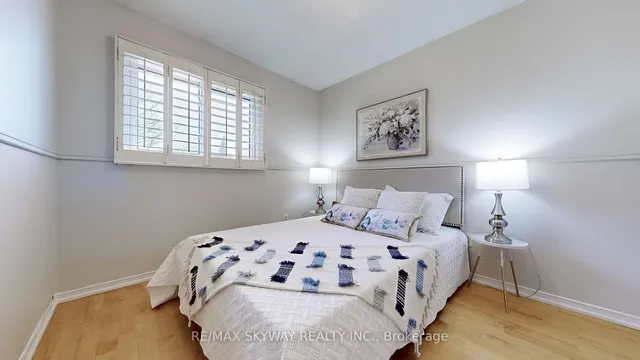 Additional image 22 of 38 Winter Gardens Tr