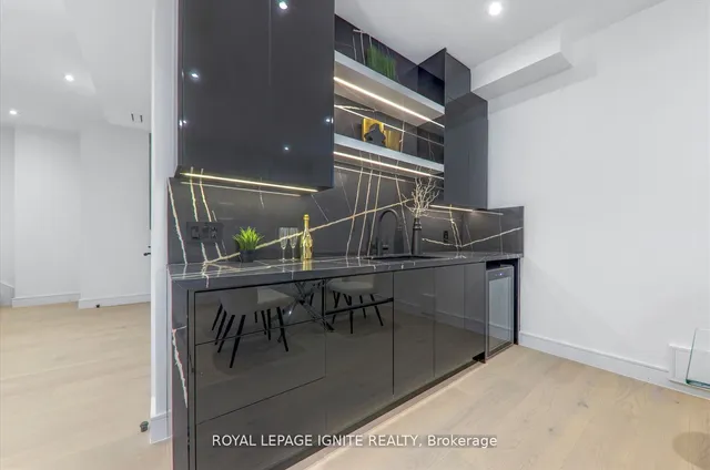 Additional image 36 of 231 Falstaff Ave