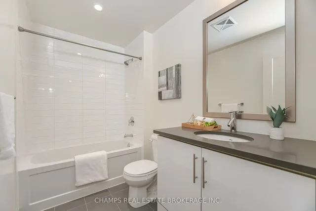 Additional image 14 of 825 Church St Unit 105