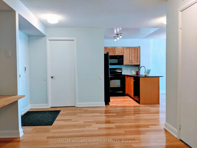 Additional image 7 of 2181 Yonge St Unit 709