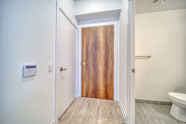 Additional image 15 of 251 Manitoba Ave Unit 105