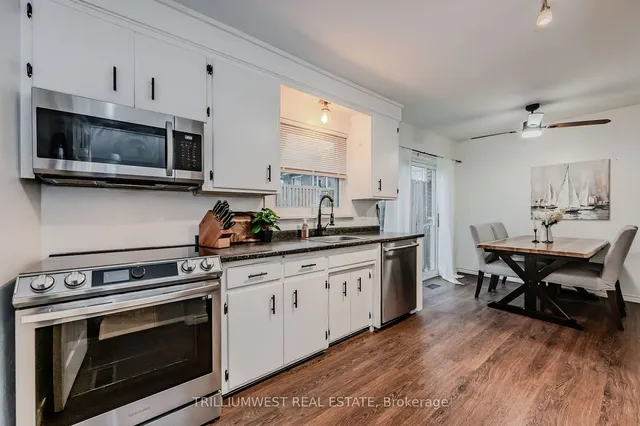 Additional image 11 of 283 Spadina Rd