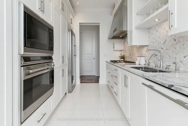 Additional image 17 of 183 Wellington St Unit 3802