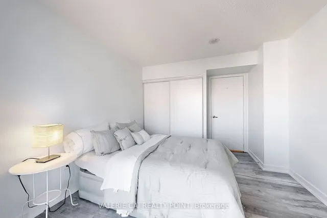 Additional image 22 of 38 Dan Leckie Way Unit 1612