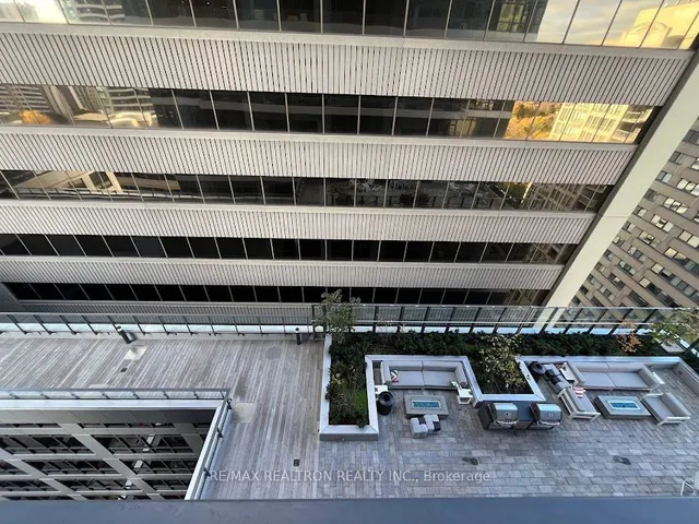 Additional image 17 of 395 Bloor St Unit 1304