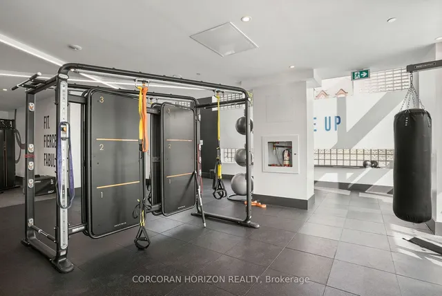 Additional image 24 of 55 Duke St Unit 420