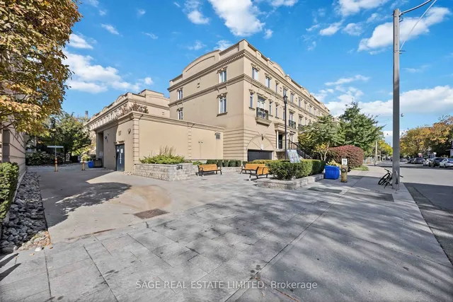 Additional image 40 of 78 Carr St Unit TH32