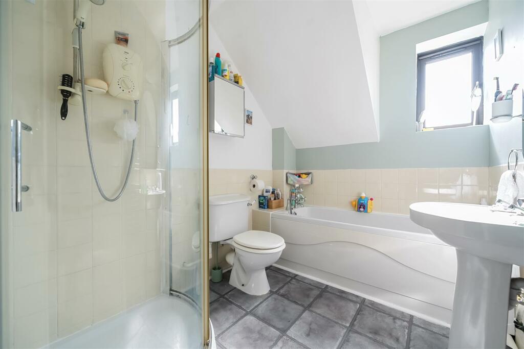 Additional image 19 of Halletts Orchard, Tintinhull, Yeovil