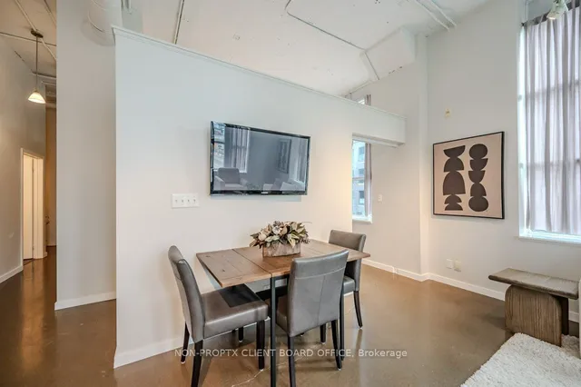 Additional image 27 of 410 King St Unit 220