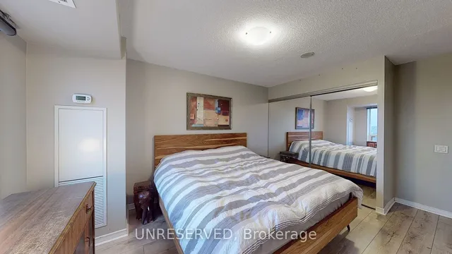 Additional image 14 of 61 Heintzman St Unit 1412