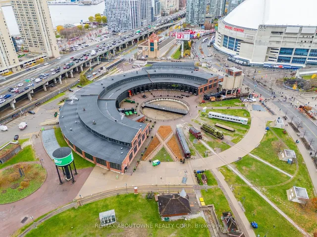 Additional image 31 of 25 Lower Simcoe St Unit 508