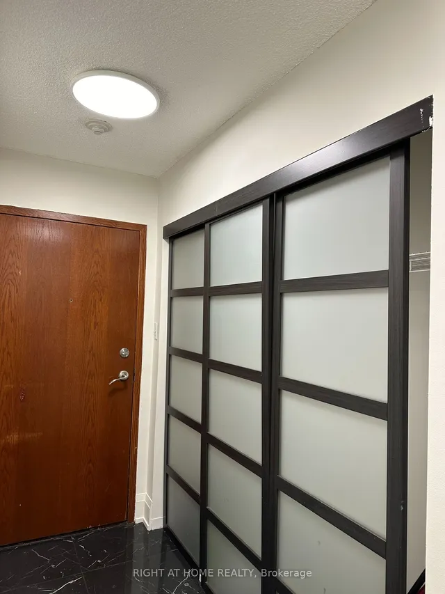 Additional image 35 of 10 Queens Quay Unit 1203