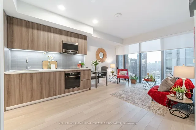 Additional image 9 of 8 Cumberland St Unit 2201