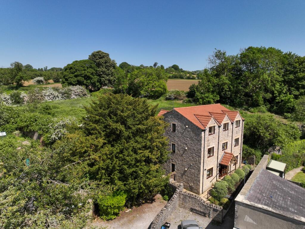 Additional image 11 of Charlton Apartments