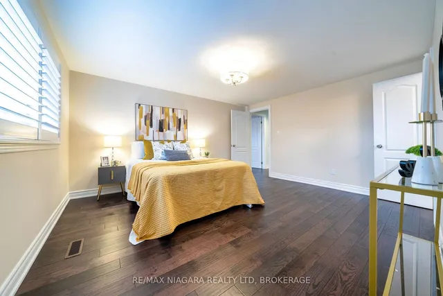 Additional image 24 of 42 Kenhatch Blvd