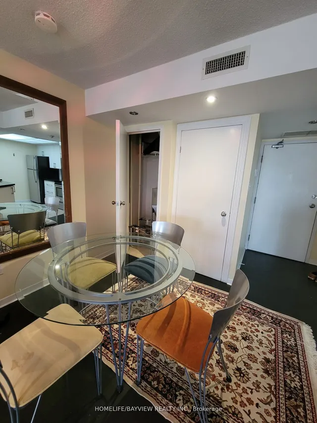 Additional image 4 of 1001 Bay St Unit 2902