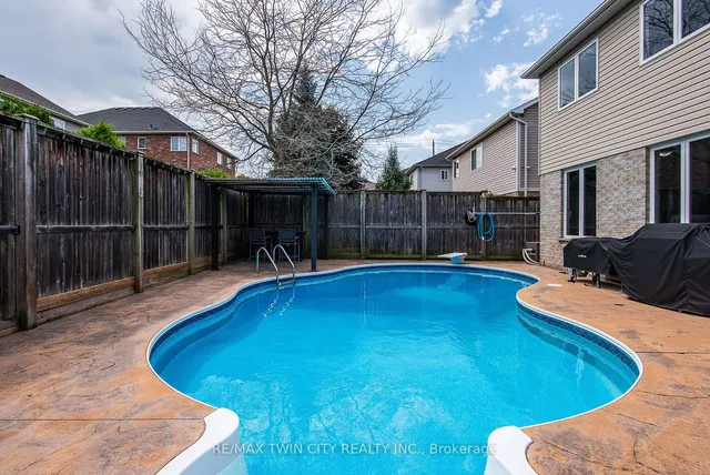 Additional image 36 of 508 Topper Woods Cres