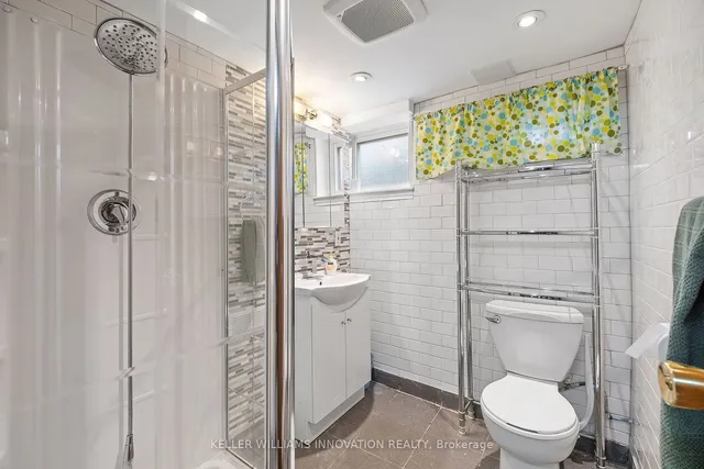 Additional image 2 of 15 Rosewood Ave