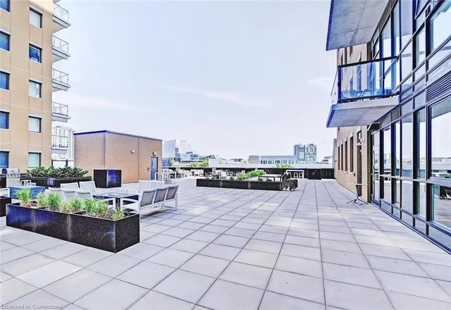 Additional image 11 of 104 Garment St Unit 1702