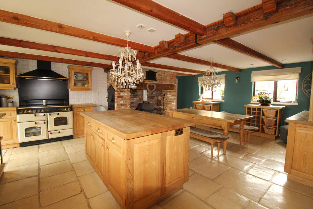 Additional image 4 of Hoopers Pool, Southwick