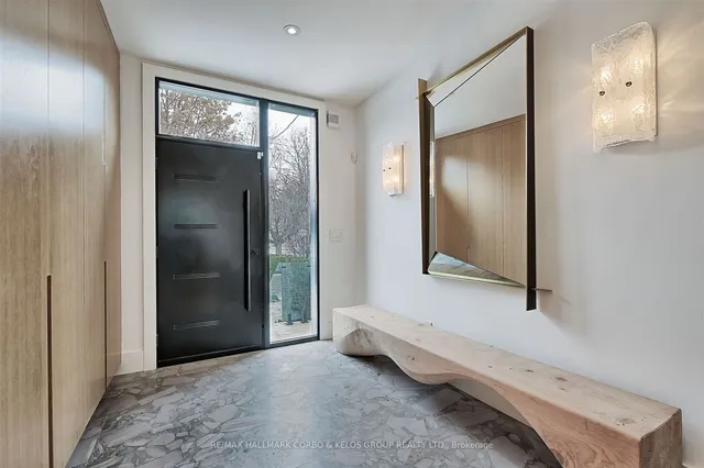 Additional image 2 of 63 Pears Ave