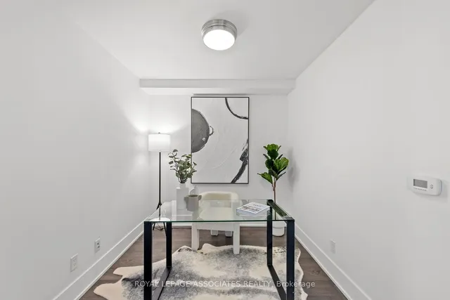 Additional image 10 of 15 Merchants' Wharf Unit 507