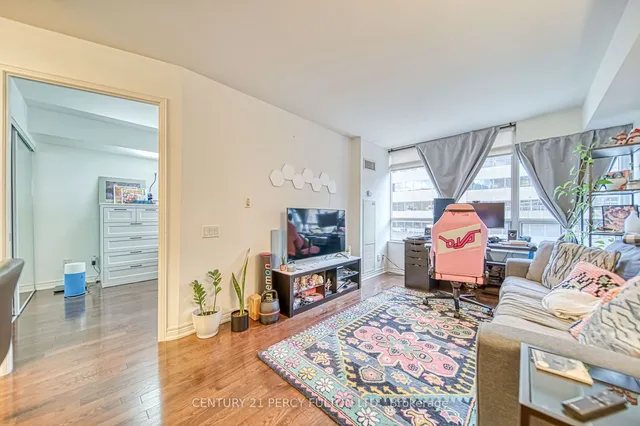 Additional image 11 of 60 St Clair Ave Unit 906