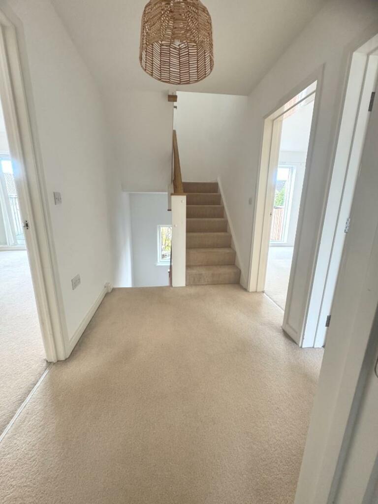 Additional image 10 of Bullmead Parade, Street