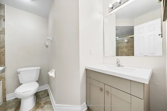 Additional image 21 of 12 Brian Peck Cres Unit 101