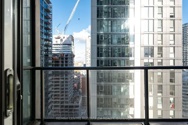 Additional image 18 of 88 Blue Jays Way Unit 2501