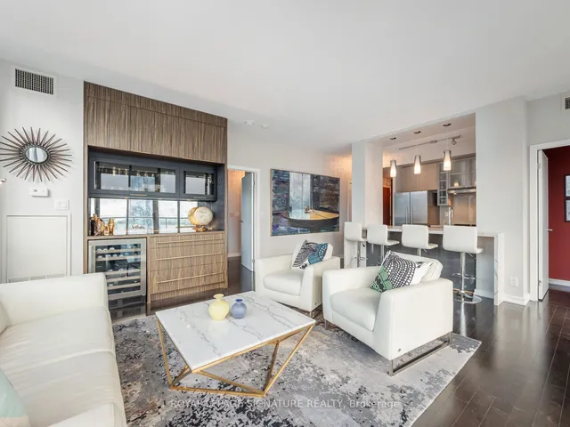 Additional image 13 of 33 Lombard St Unit 3401