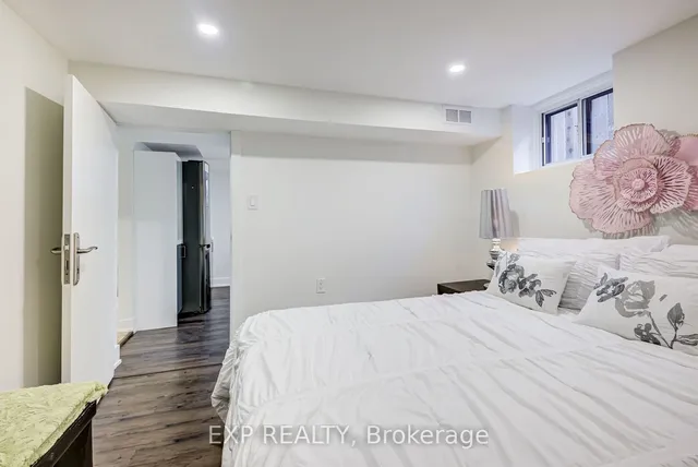Additional image 32 of 19 Albani St