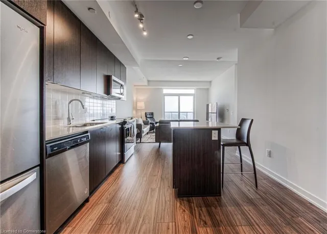 Additional image 6 of 55 Duke St Unit 2207