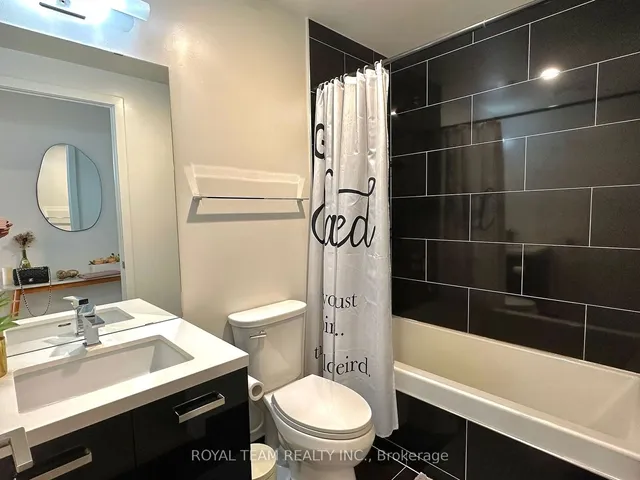 Additional image 14 of 39 Brant St Unit 815