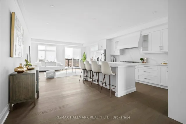 Additional image 6 of 17 Antonio Crt