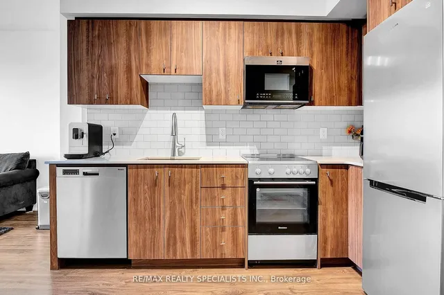 Additional image 15 of 15 Wellington St Unit 2804