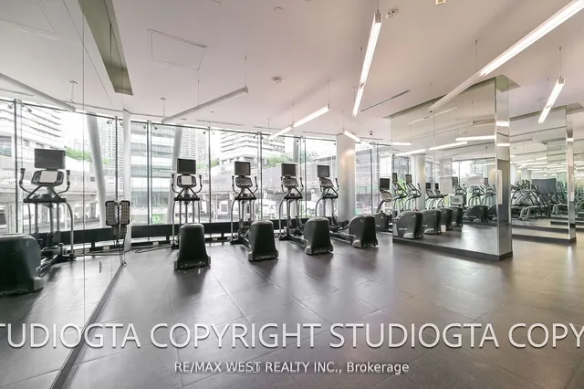 Additional image 21 of 14 York St Unit 4707