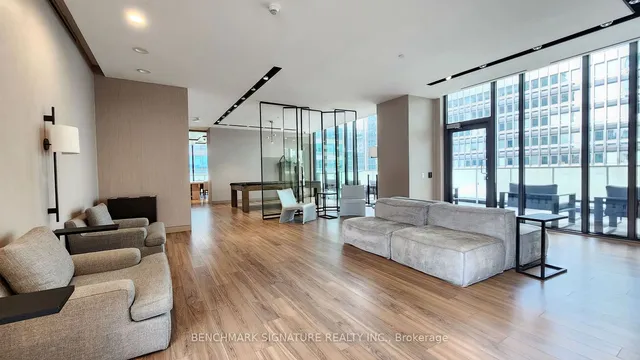 Additional image 24 of 25 Richmond St Unit 2415