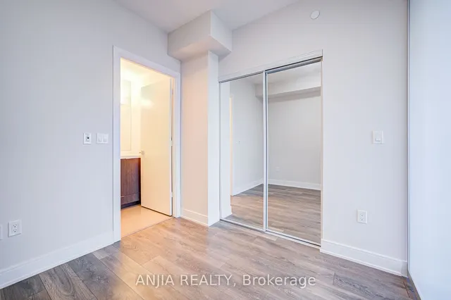 Additional image 21 of 89 McGill St Unit 1306