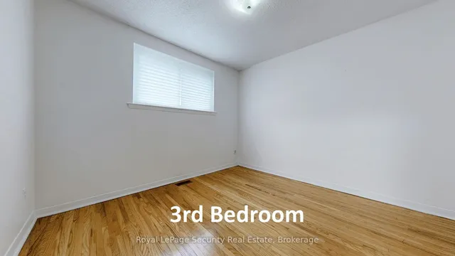 Additional image 23 of 59 Roseglen Cres